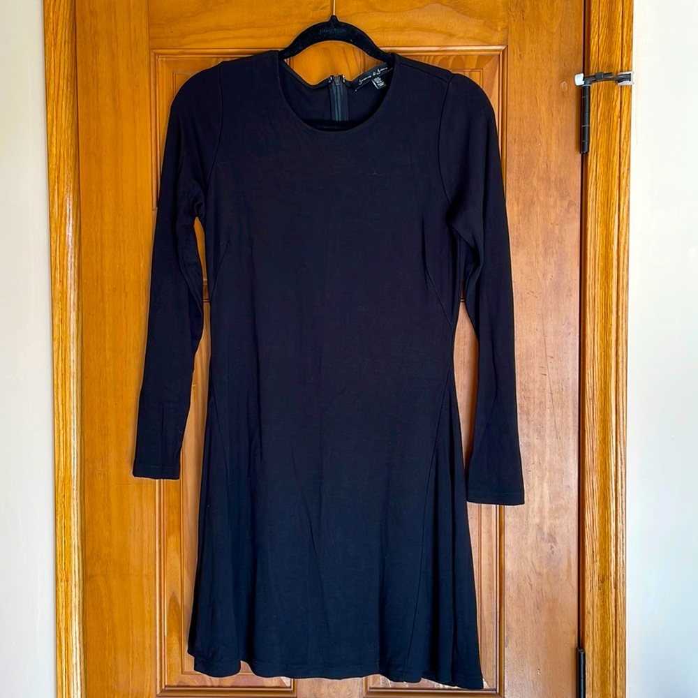 Jasmine and Juliana classic black dress. Can be worn alone or with leggings